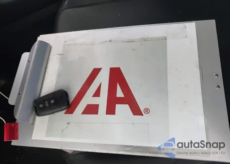 2019 Volkswagen Jetta 1.4T R-Line/1.4T S/1.4T Se из США, поврежденный, VIN 3VWCB7BU1KM176696